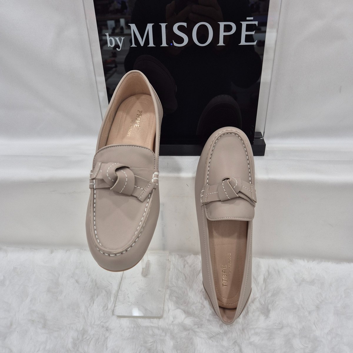 By미소페 여성 클래식 리본 로퍼 112HH439SF008 BEIGE 3 - 신세계몰