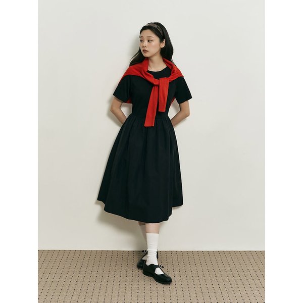 [B. my] 보트넥 핏 앤 플레어 원피스  블랙 (BF5871N025)