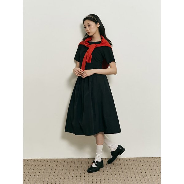 [B. my] 보트넥 핏 앤 플레어 원피스  블랙 (BF5871N025)