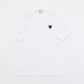 블랙 스몰 하트 패치로고 반팔 공용 티셔츠 AX T064 051 2