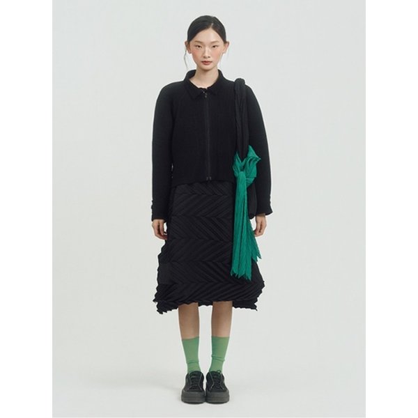 슬로프 플리츠 원피스