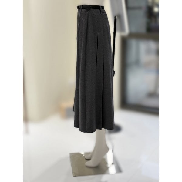 [부산점] [씨씨콜렉트] 벨티드 플리츠 A라인 스커트 (E254MSD133)