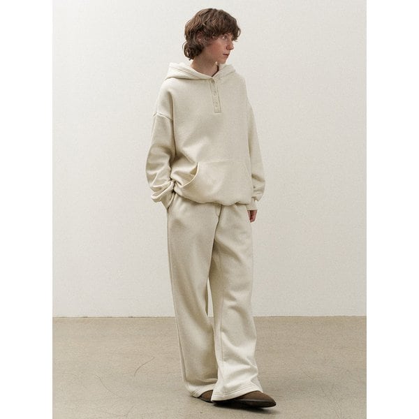 Abigale Sweatpants (Ivory)