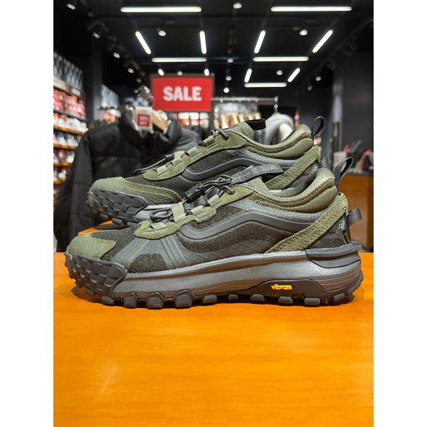 [시흥점] [반스 ] 남녀공용 스니커즈 MTE 크로스패스 XC (블랙)(VN000D5VDRK)