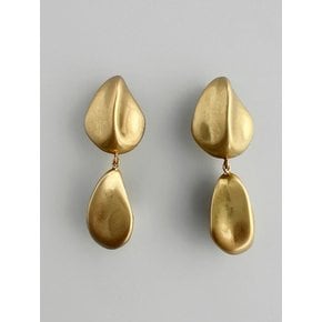 Petal Drop Earrings
