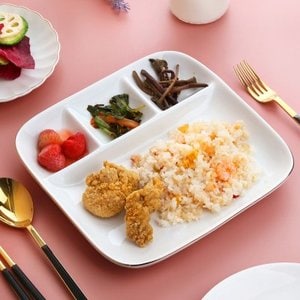 텐바이텐 골드라인 4구 도자기 나눔식판 접시 그릇 성인 다이어트 식판 그릇