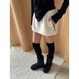 더블힙스 듀얼 플리스 미니스커트(아이보리)