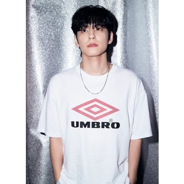 엄브로 남녀공용 크리스피 타슬란 반팔 티셔츠 UQ221CRS50WHT