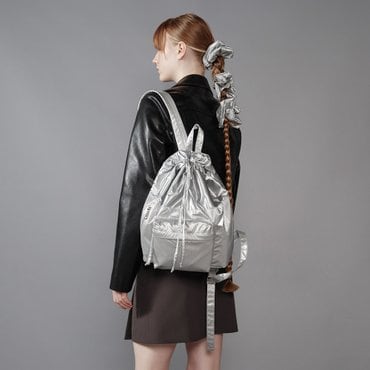 레이브 Irina Backpack Small in Silver UB4SC020-15