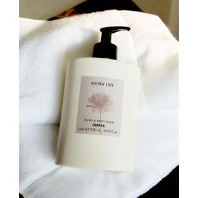 (500ML) MUSKY LILY 액상 비누 45491700672