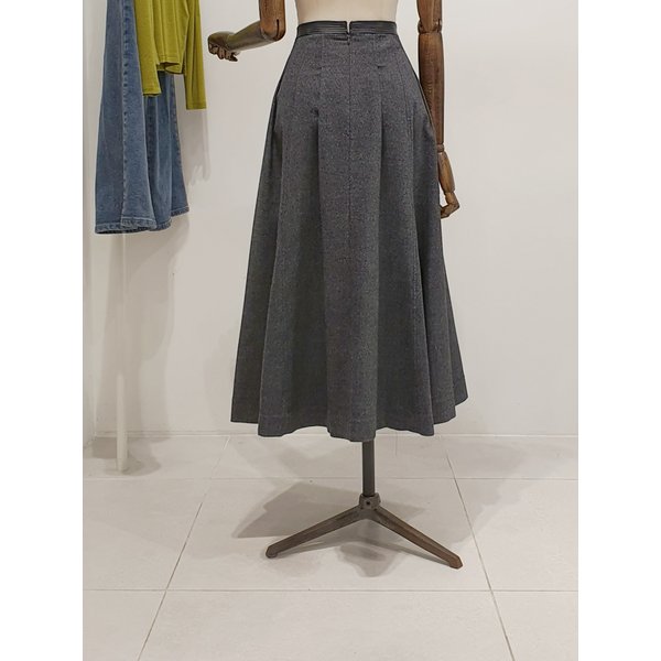 [파주점] 쥬크 주크 레더배색 울혼방 핀턱 스커트​ V254MSD933