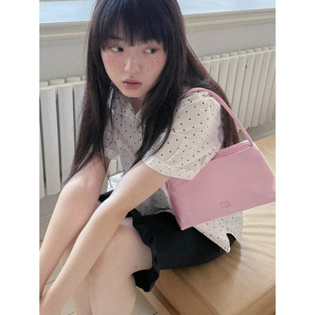 모어쥬드 More mini Satin bag black pink