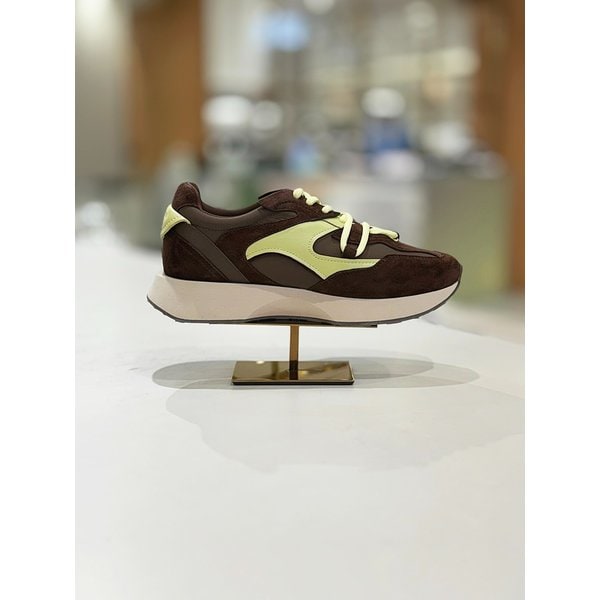 [시흥점] 패치 디테일 스니커즈 (브라운) DG4DA24520BRN