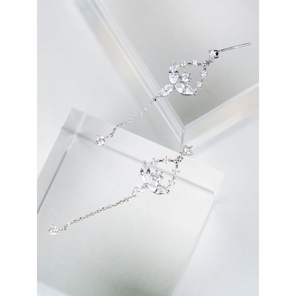 Luminous Cubic Long Earrings [루미넌스 큐빅 롱 귀걸이 _ 실버]