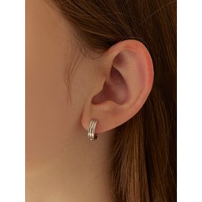 [연말 스페셜 6mm+10mm 진주귀걸이 증정] Large three-line hoop earring