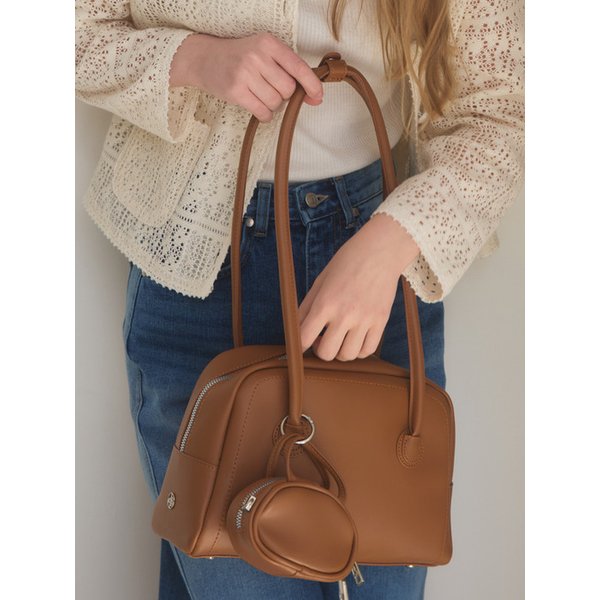 커브레더백_Camel