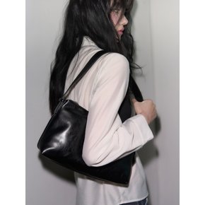 로엔 숄더백 [BLACK]