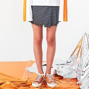 [네스티해빗] 17SS_UNBALANCED PLEASTS CHECK SKIRT (S1715585)