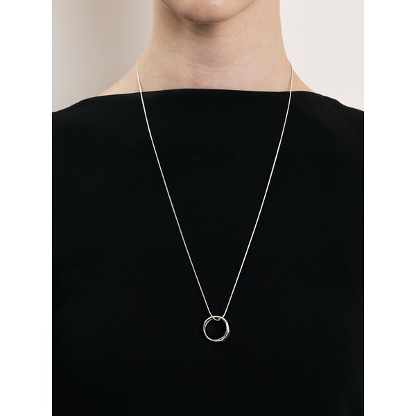 orbit halo pendant necklace