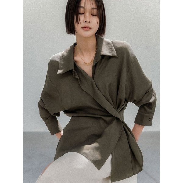 스푸마토 언발 블라우스