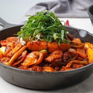 강원마트 (강원S) 순우리 춘천 맛집 양념 닭갈비 한가족 밀키트 선물 세트