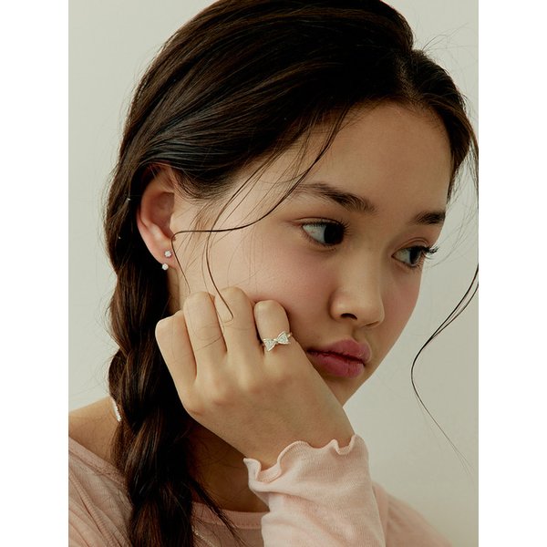 [925silver]Sparkling cubic ribbon ring