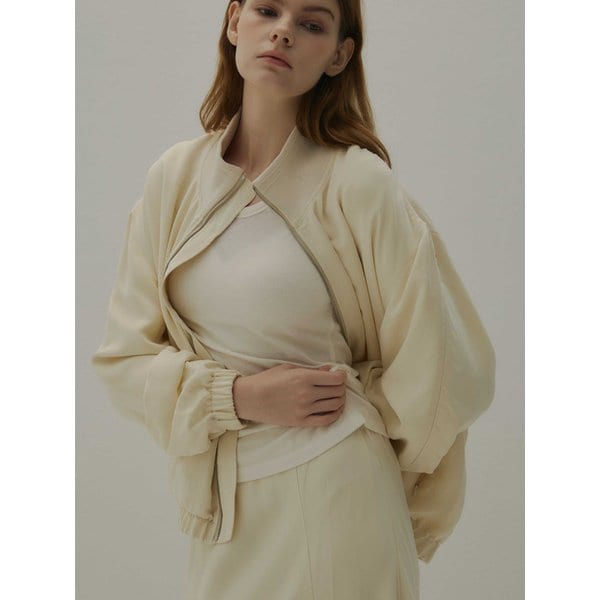 E19 U-Neck Long Sleeve T-Shirt_IVORY