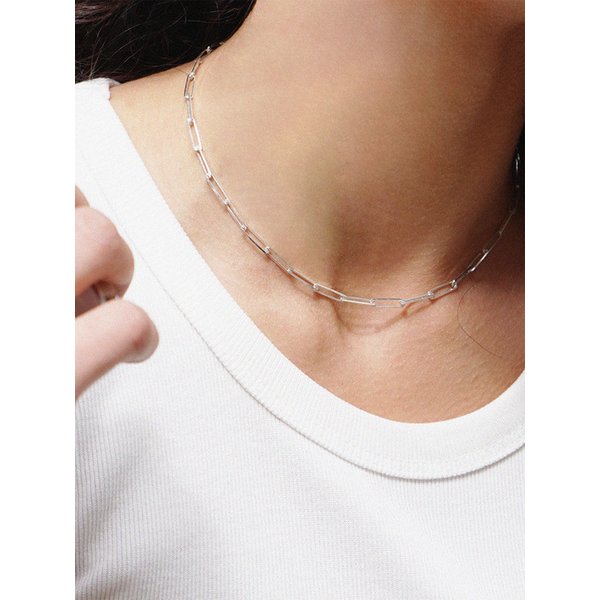 SIMPLE SQUARE CHAIN NECKLACE SILVER