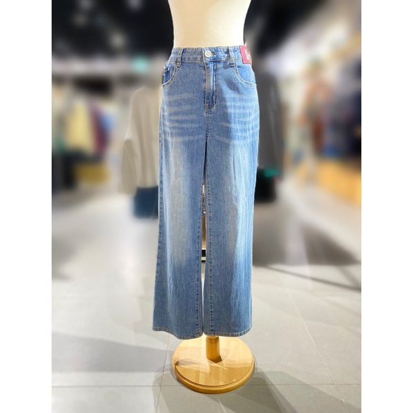 [여주점] 레더 패치 일자 데님팬츠 (BADPA2611BL)