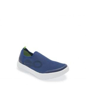 4788719 Oofos OOmg eeZee Slip-On Sneaker