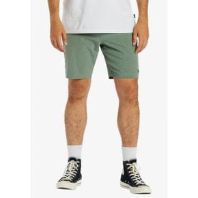 4567545 Billabong CROSSFIRE MID - SUBMERSIBLE Shorts sage