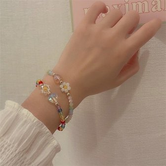 5. 아크릴 팔찌 큐..