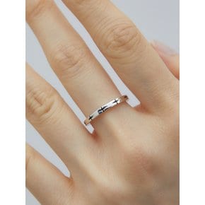 Mini cross ring