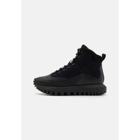 4987842 Emporio Armani Winter boots - black/navy 101715644