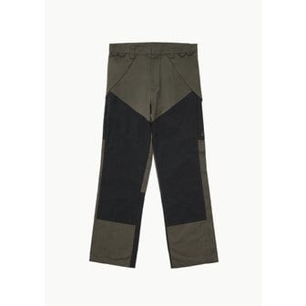 샵아모멘토 로아 23FW ROA CARGO TROUSER IN GANACHE