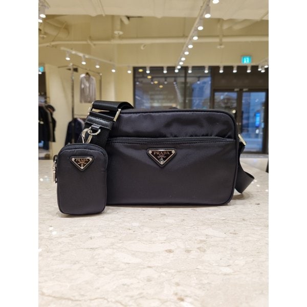 [부산점] [프라다] 여성 리나일론 숄더백  1BC167-RV44-F0002