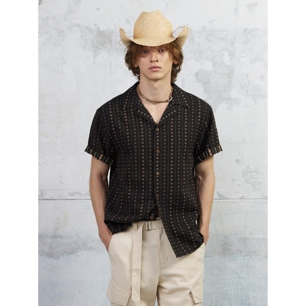 Men Jacquard Short Sleeved Shirt, Dark Brown