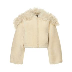 [해외배송] 23 F/W 자크뮈스 라 VESTE PILONI 크롭 퍼 자켓 B0060319439