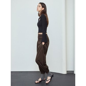 데비웨어 여성 요가복 DEVI-B0090-브라운 필라테스 조이 핀턱 하렘 팬츠