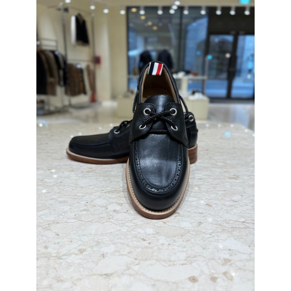 [부산점] 남성 비텔로 카프 레더 보트 슈즈 MFD251A-05584-001