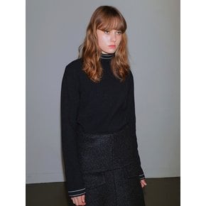 LINE TURTLENECK PULLOVER / BLACK