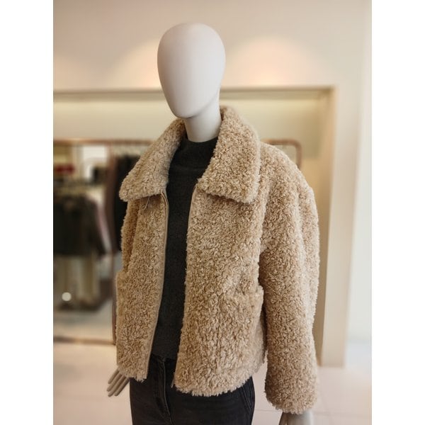 [여주점] 씨씨콜렉트 양털인조무스탕자켓 E254psj167