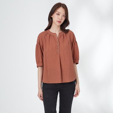기비 헨리넥 버튼 블라우스 GY25A1FRB0787