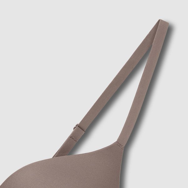 여 퍼펙트 노라인 원몰드브라 J4069010030BS