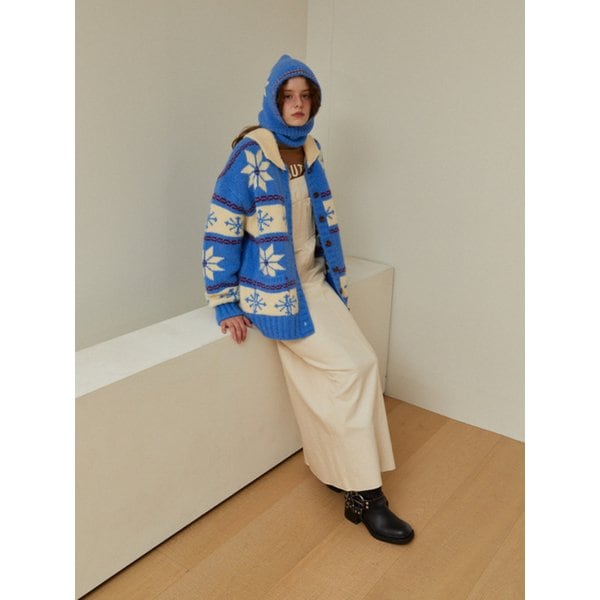 [단독]Snowflake Alpaca Cowichan Cardigan (Sky blue)