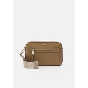 5226319 DKNY BRYANT AVE CAMERA BAG - Across body bag taupe