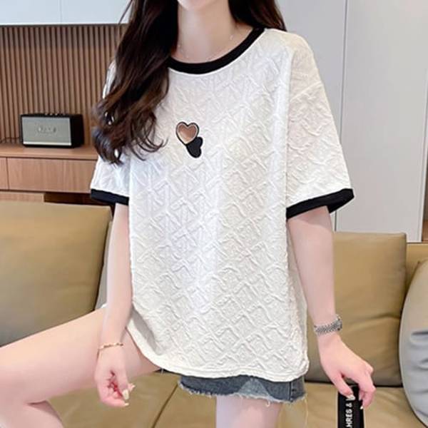 확대된 대표 나바바 / NT1760 심플 엠보싱 하트 포인트 반팔 티셔츠