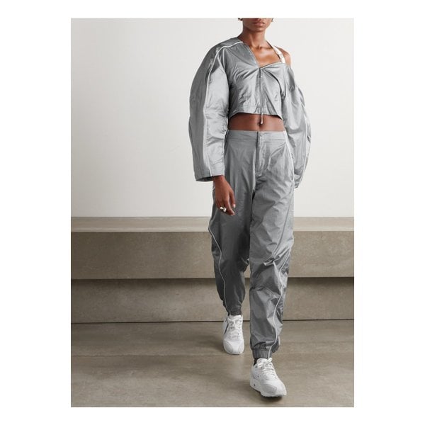 자크뮈스 파이핑 셸 테이퍼드 트랙 팬츠 라이트 그레이 1647597349221314