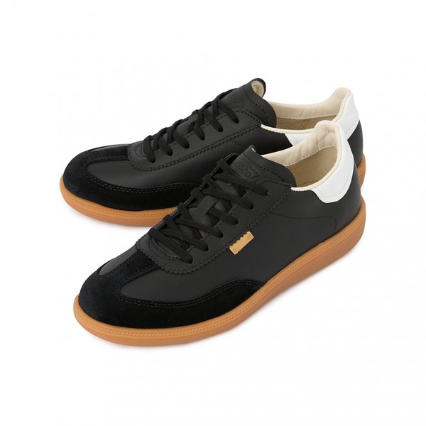 [부산점] 소프트 11 여성 스니커즈 235813 61563