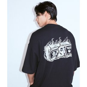 플레임 와일드핏 반팔 블랙